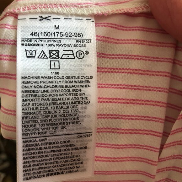 GAP Women's Blouse in Pink and White Stripes - Picture 4 of 4